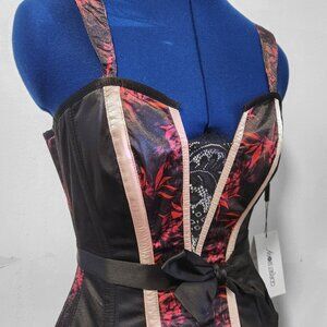 Black and pink corset with bow and lace